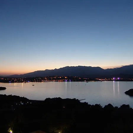 Private - Adults Only 4* 维琪奥港