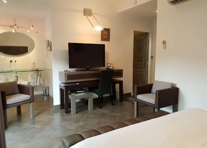 Hotel Private - Adults Only