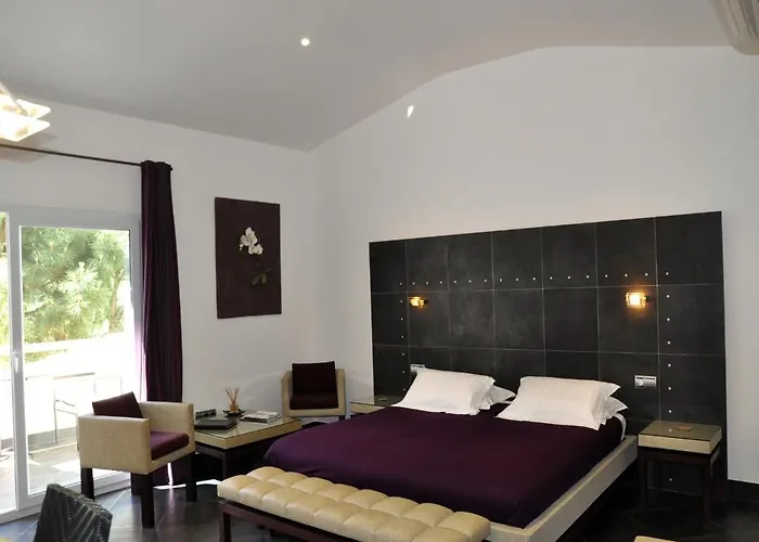 Private - Adults Only 4* Porto Vecchio